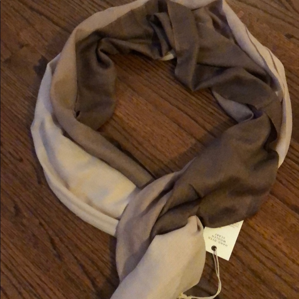 Ombré scarf - Picture 3 of 4